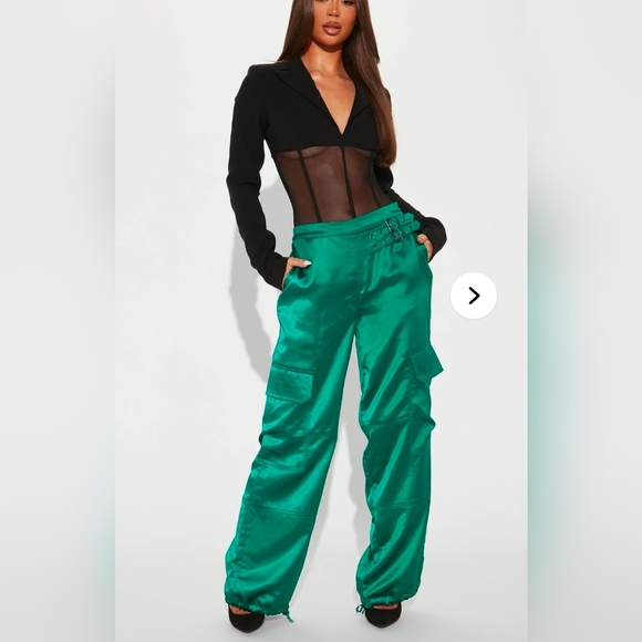Fashion Nova Pants - FASHION NOVA Leave It To Me Green Satin Wide Leg Jogger Style Slouch Cargo Pants